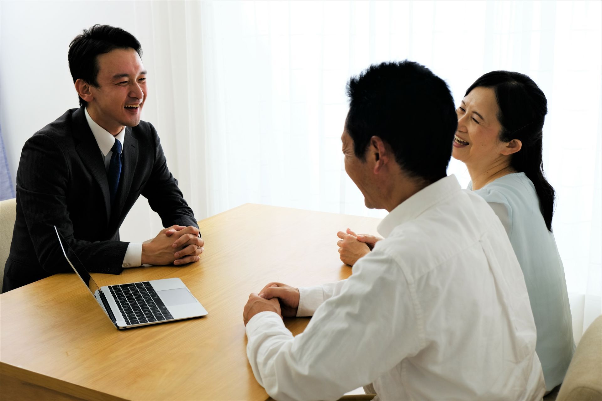 様々な売却活動を行いしっかりとご報告